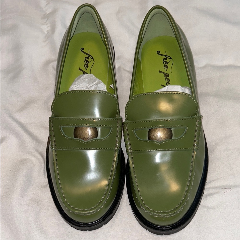 New Size 38 Free People Green Loafers